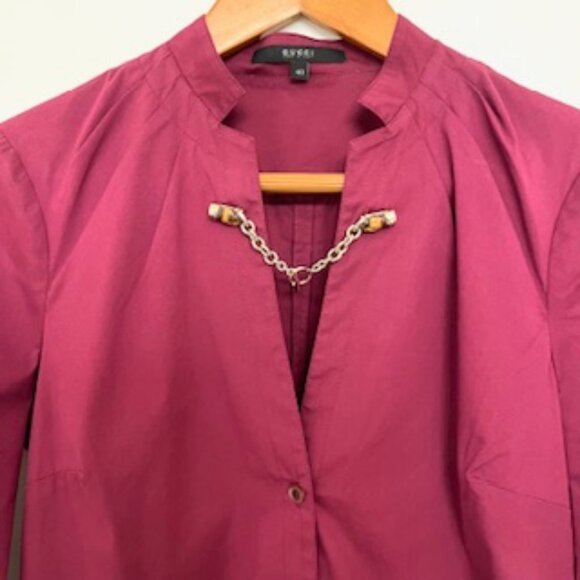 Gucci Blouse in burgundy color, Made in Italy, with bamboo fastener. - Picture 3 of 10